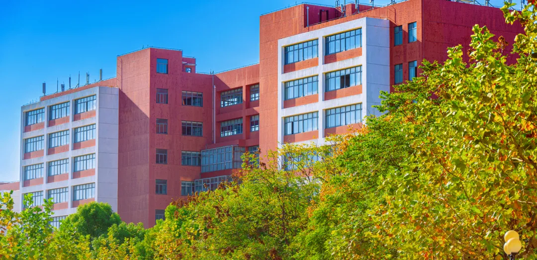 East China University of Science and Technology campus grounds and academic buildings