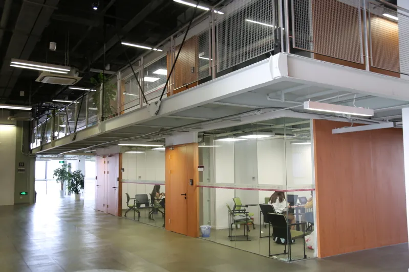 Shanghai University of Finance and Economics library reading room