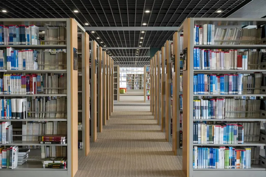 Library study space at Shenzhen Technology University
