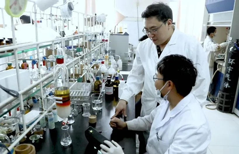 Research laboratory at Tianjin Normal University
