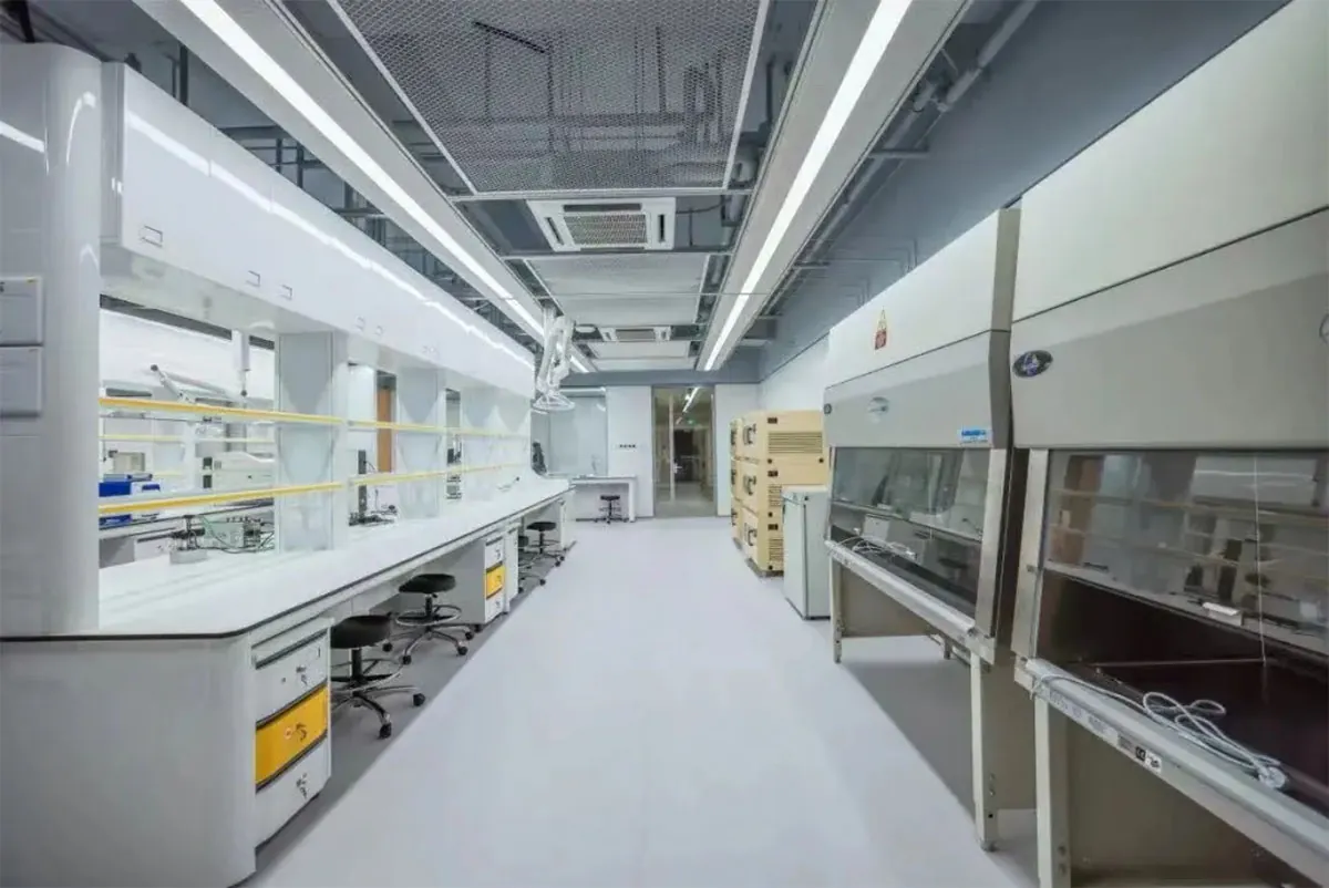 Business and finance research laboratory at TUFE